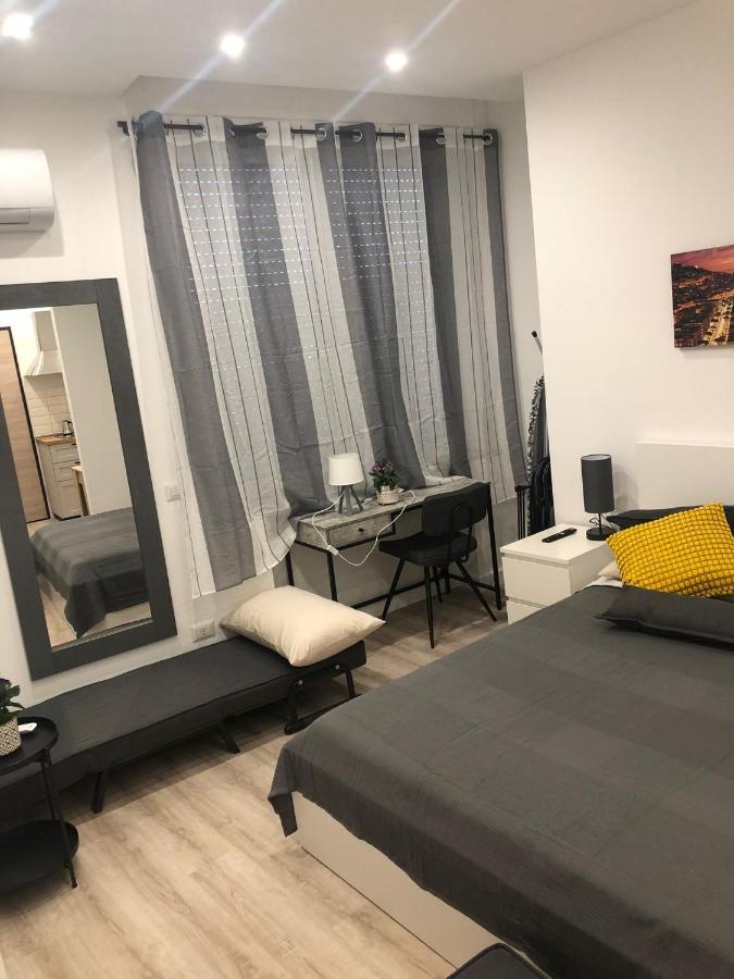 Apartamento A Due Passi Dal Centro Di Napoli Exterior foto